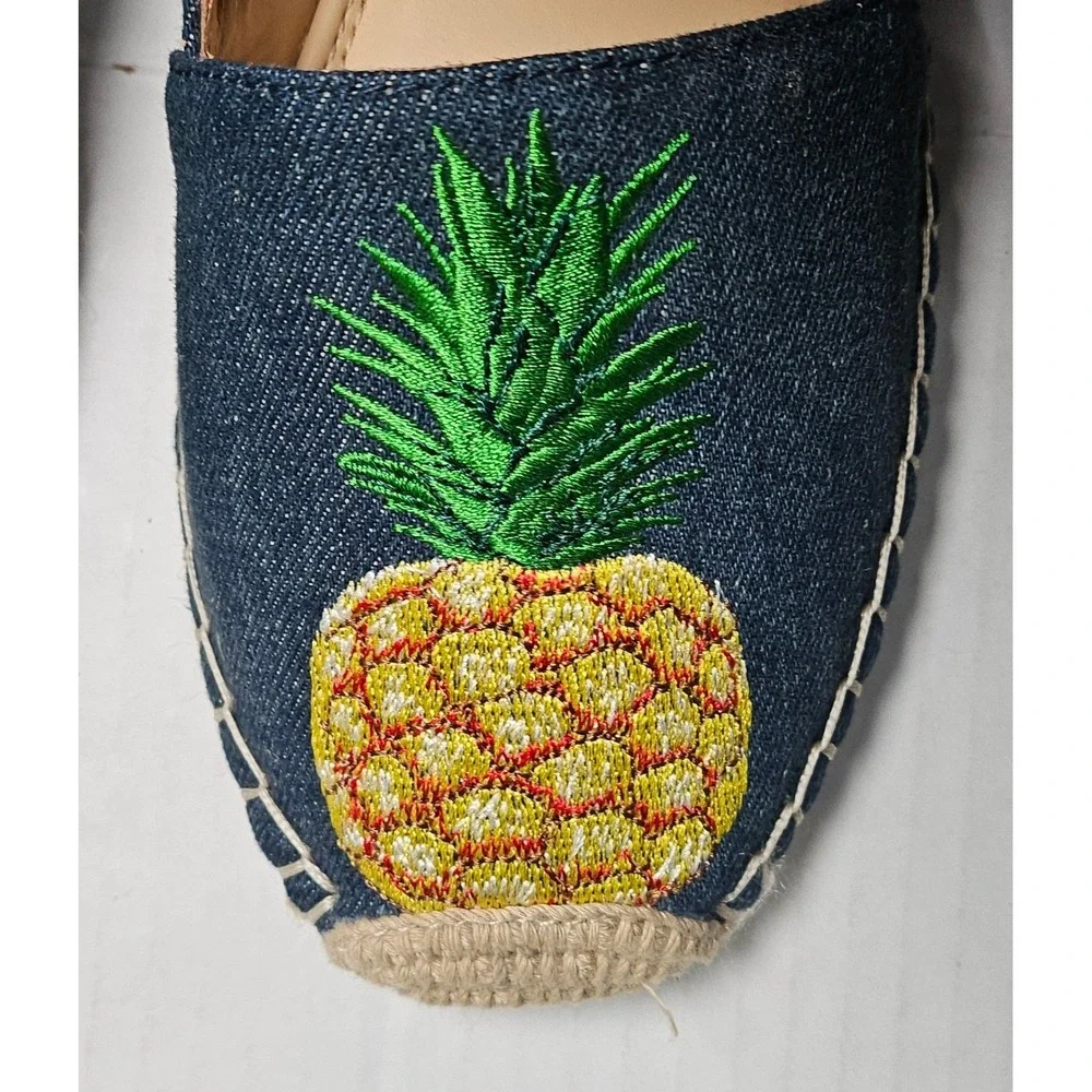 C. Wonder Penelope Denim Pineapple Embroidered Espadrille Flats‎ Blue A291212 5M